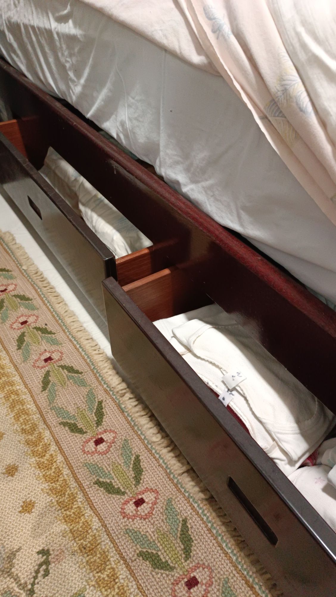 Mobília de Quarto sem Colchão