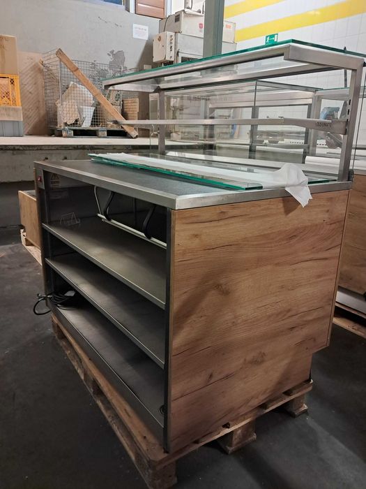 Sprzedam nierdzewne witrynę ekspozycyjne Prima 130