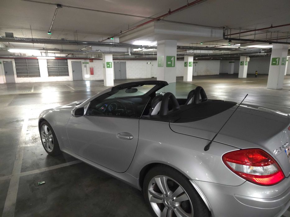 Descapotável Mercedes SLK 200