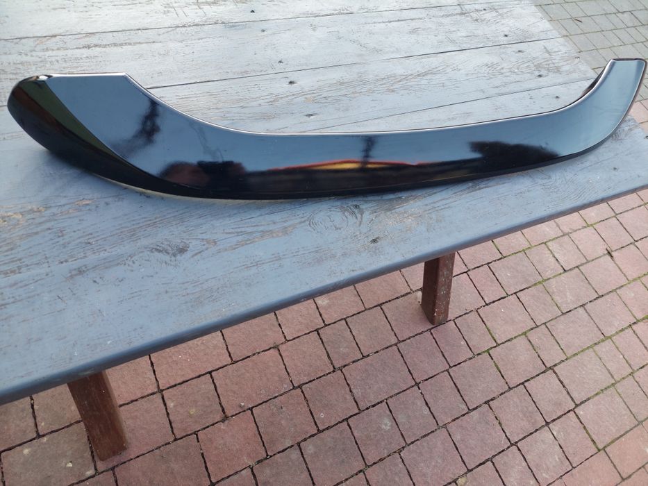 Spojler tylnej szyby vw touran