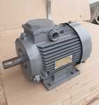Двигун асинх тип АИР100L6. 380 в. 2.2 кВт. 910 ОБ/хв. Электродвигатель