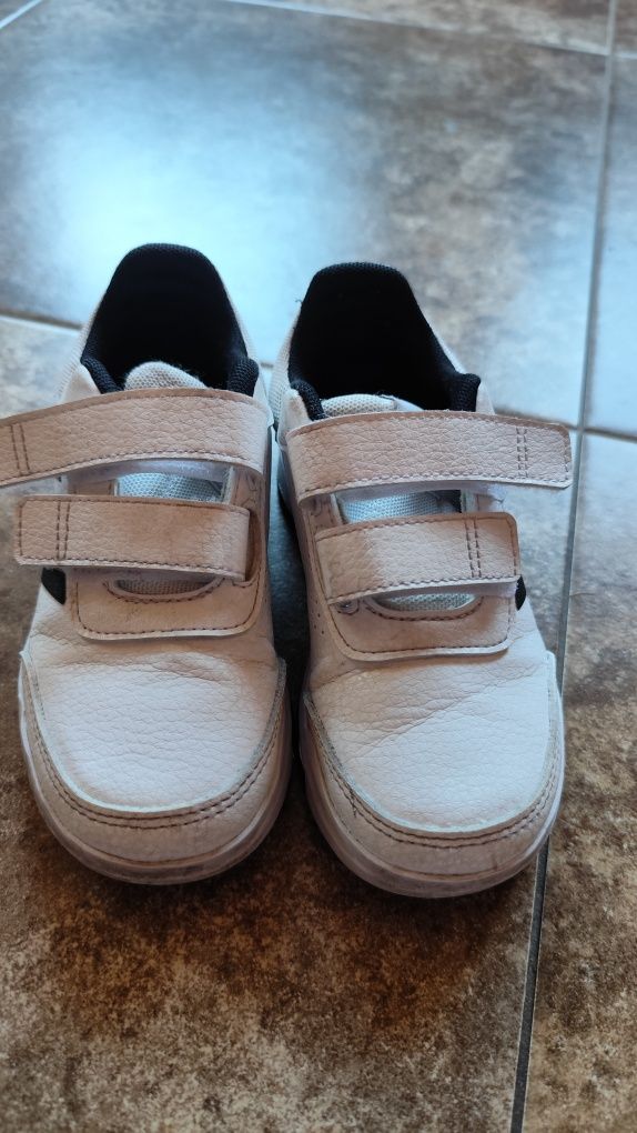 Adidasy na rzepy