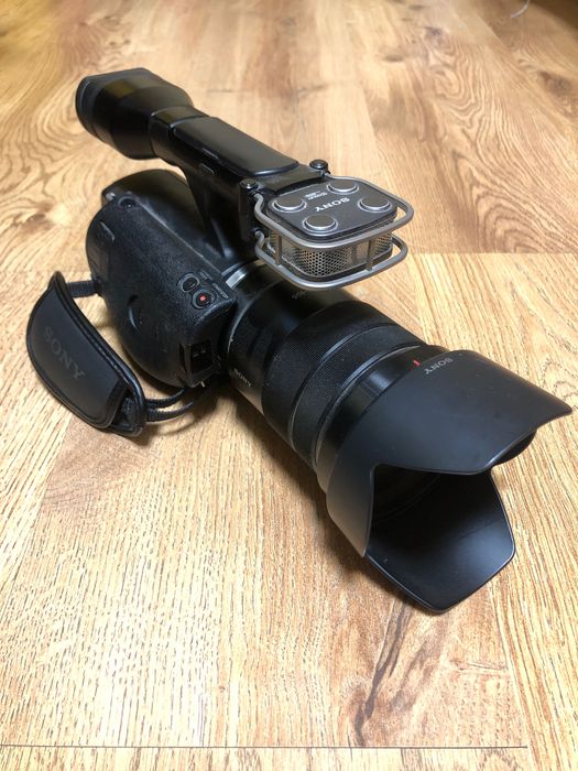 Sony NEX-VG20E+Sony 18105G