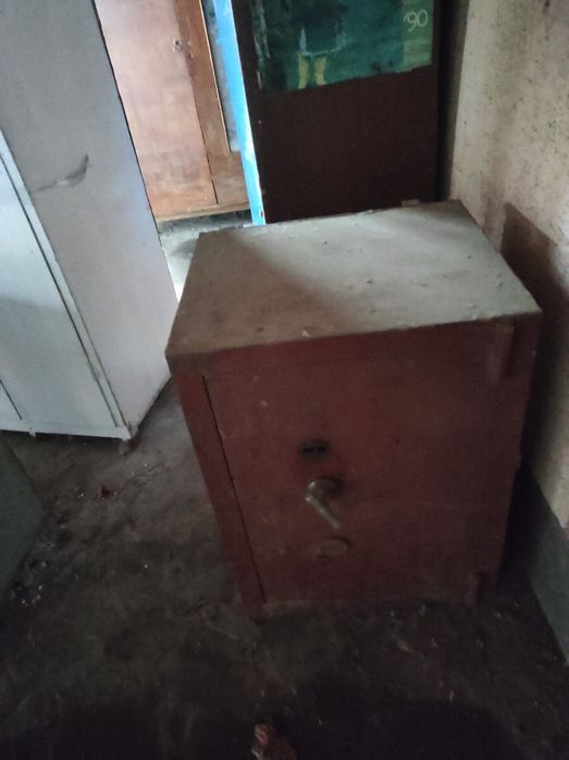 Сейф вогнетривкий в м.Гадяч