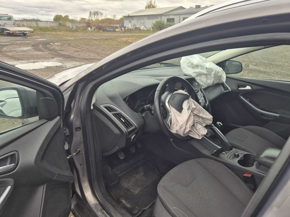 Ford Focus 1.6 Ecoboost 150KM Uszkodzony z Niemiec