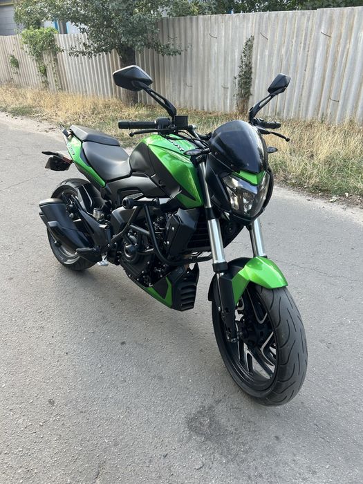 Bajaj dominar 400