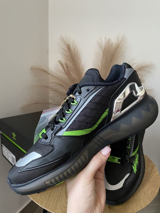 Кросівки НОВІ Adidas Kawasaki 40p