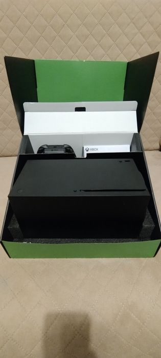 Xbox Series X na gwarancji, z padem, 1 TB SSD, 4K 120Hz