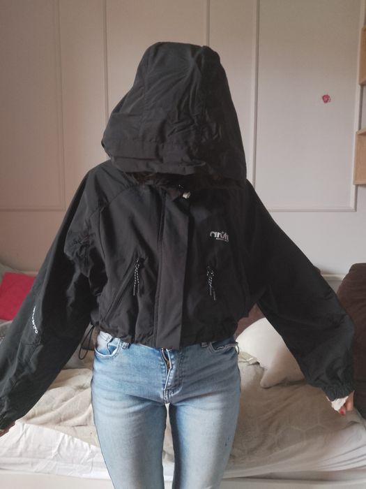 Kurtka przeciwdeszczowa XS Bershka