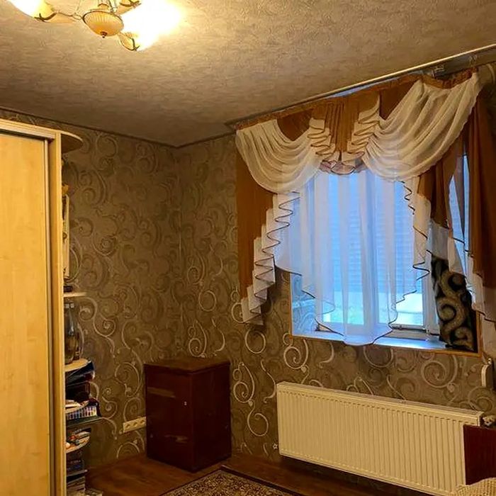 Продаю шикарный 2х этажный коттедж в живописном р-не г Мерефа