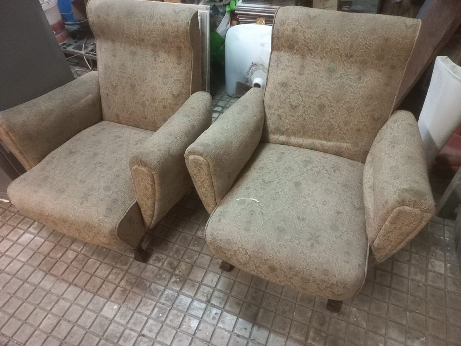 Móveis antigos  em excelente estado