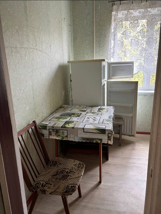 Сдам 3 комнатную квартиру Хортицкой район