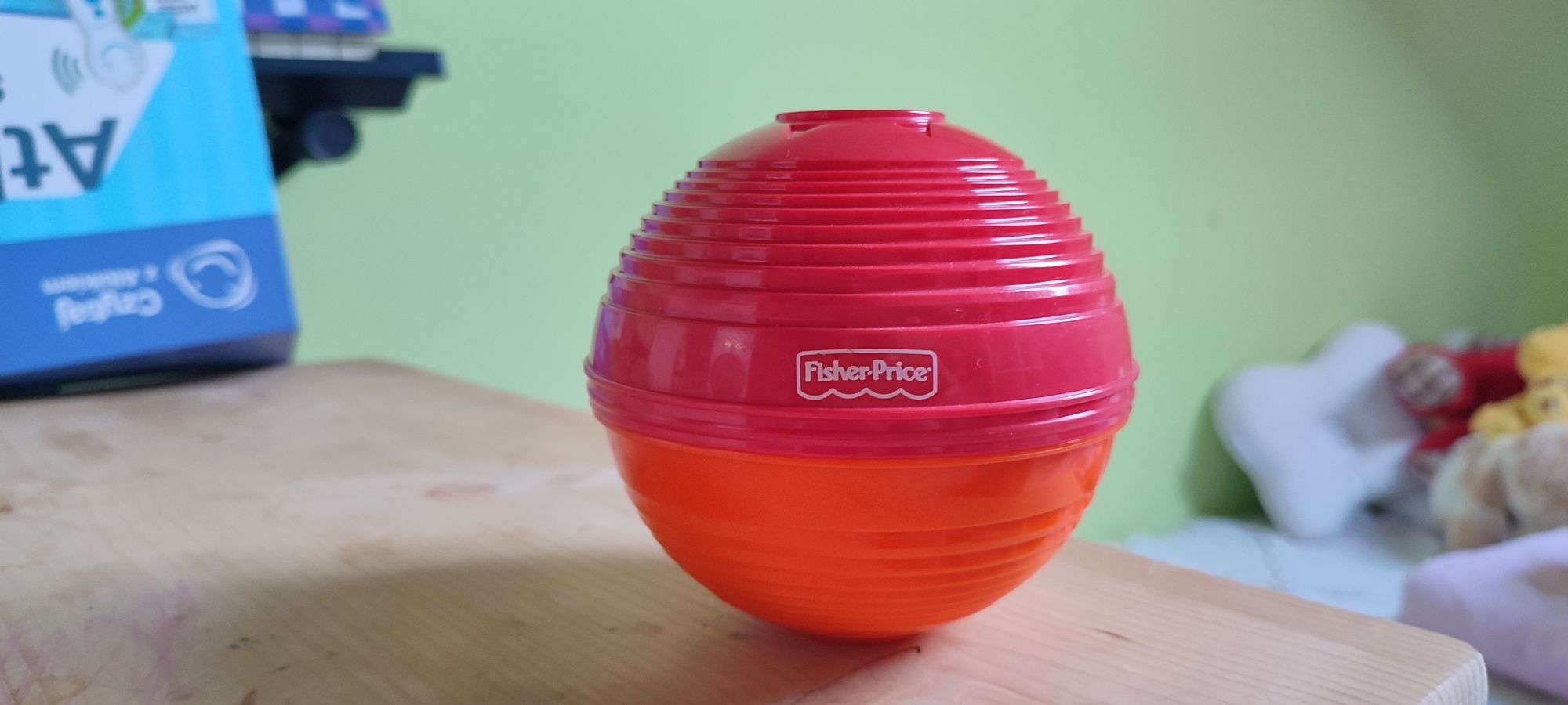 Zabawka edukacyjna marki Fisher Price okrągłe kubeczki na prezent