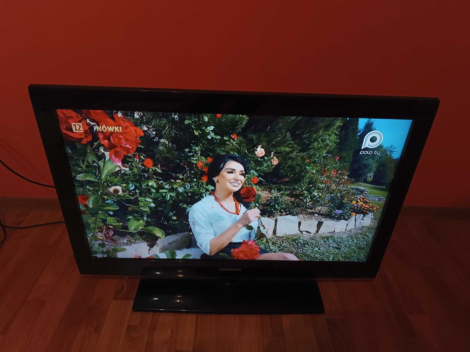 Telewizor w bardzo dobrym stanie.