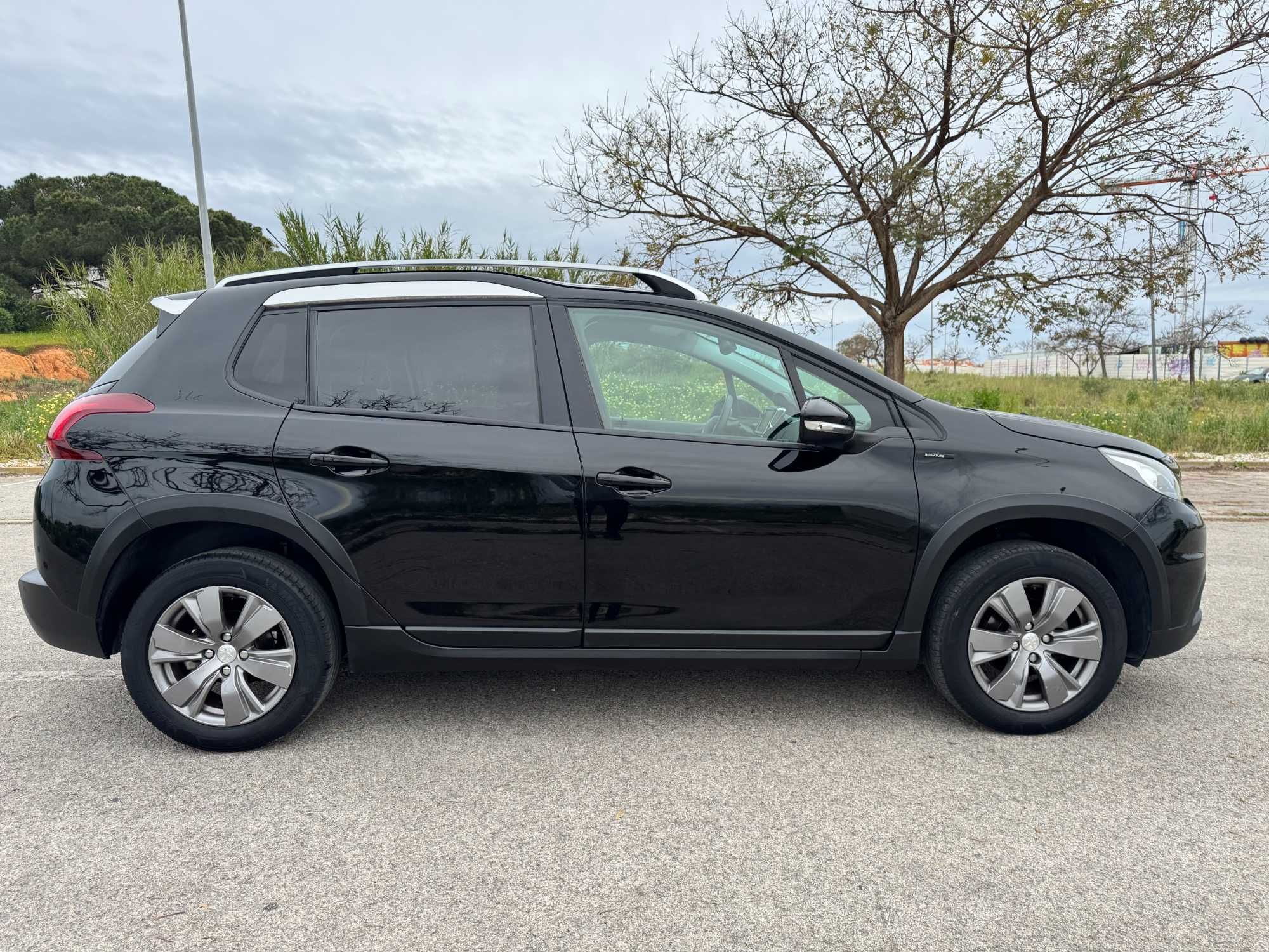 Peugeot 2008 1.2 PureTech Signature