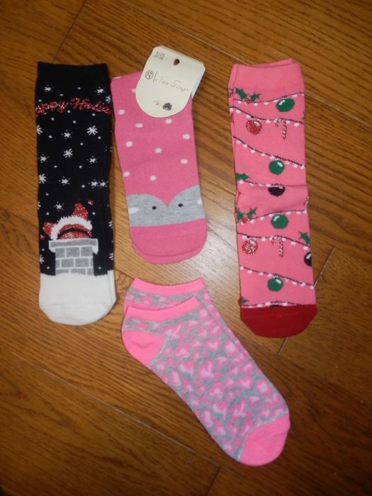 Skarpetki dla dziewczynki rozm.31-35 4 pary