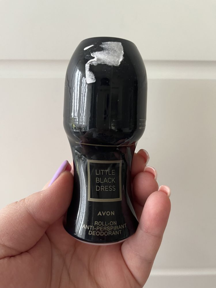 Antyperspirant w kulce dla kobiet AVON Little Black Dress 50 ml nowy