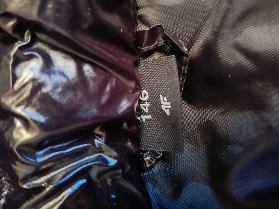 Kurtka dziewczęca czarna 4F 146 Zimowa