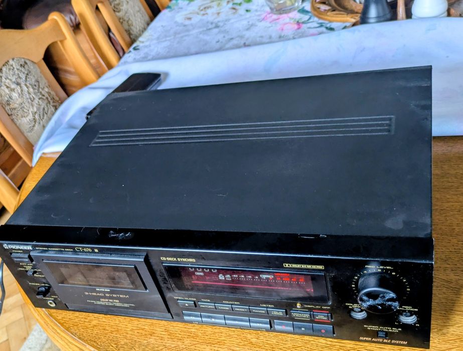 Pioneer CT-676 cassette deck magnetofon.