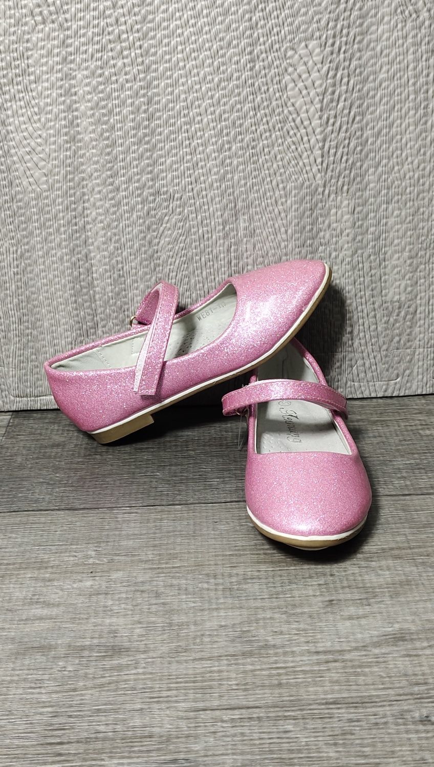 Детские розовые туфли блеск 26-31
