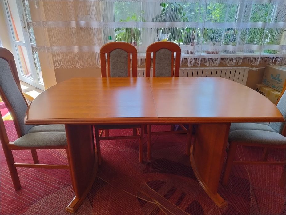 Duży zestaw Drewniane meble ze stołem do salonu, dużego pokoju