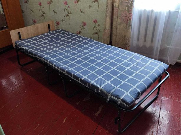 Раскладная кровать (раскладушка) на ламелях с матрацом "Филадельфия"