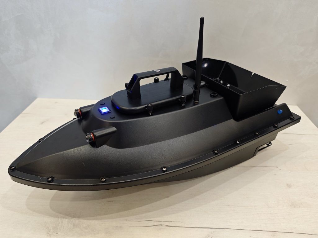 Кораблик карповий Flytec D12 GPS 99точ  однобункерний.