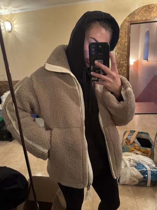 Жіноча шубка H&M