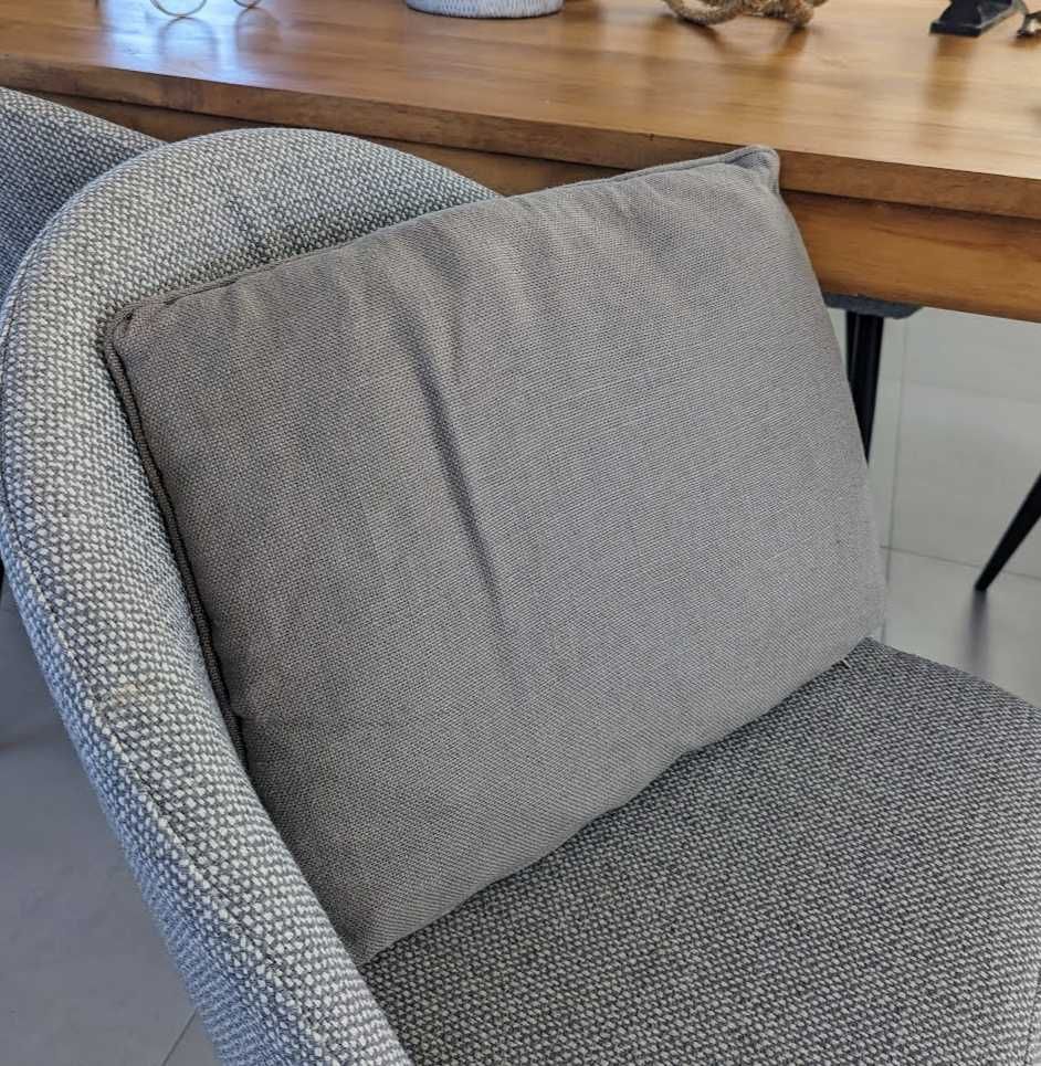 Almofada Cinza Rectangular Grey Cushion