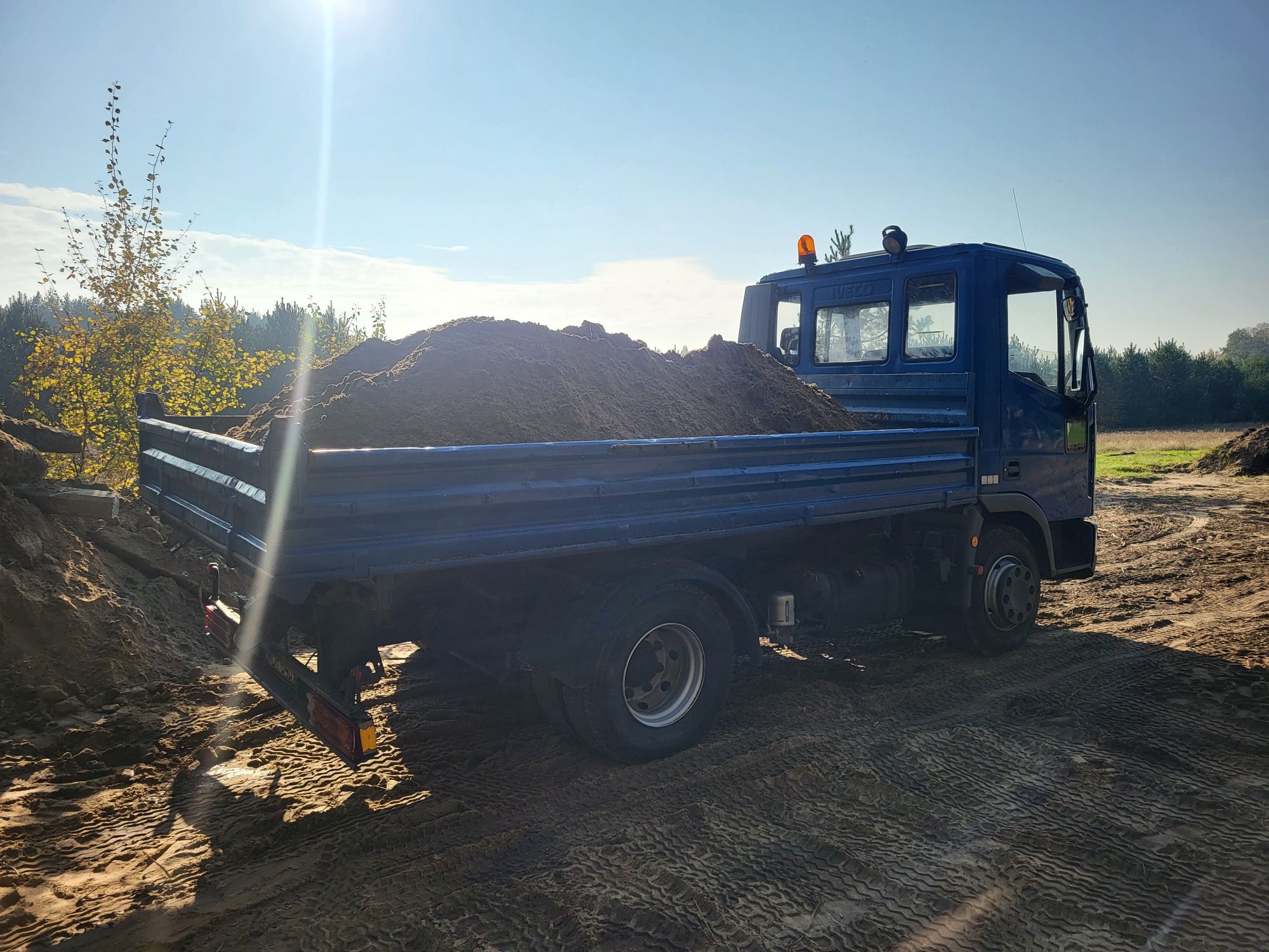 *  Kruszywa Piaski. Sprzedaż i Transport.