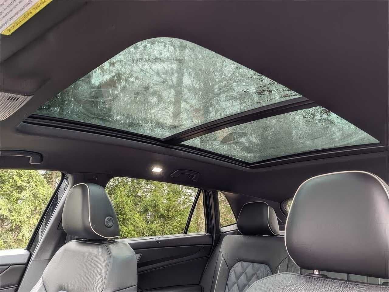 2024 Volkswagen Atlas Cross Sport SEL Premium R-Line 4Motion