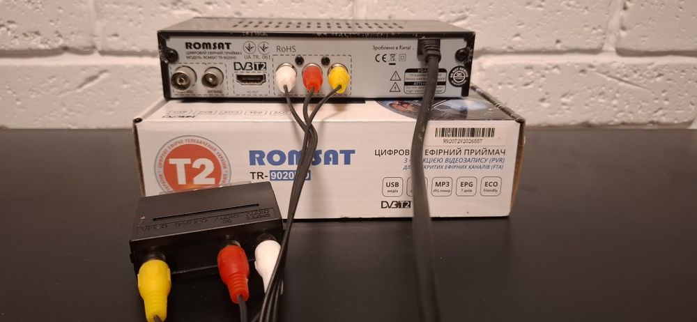 Тюнер Romsat 9020HD