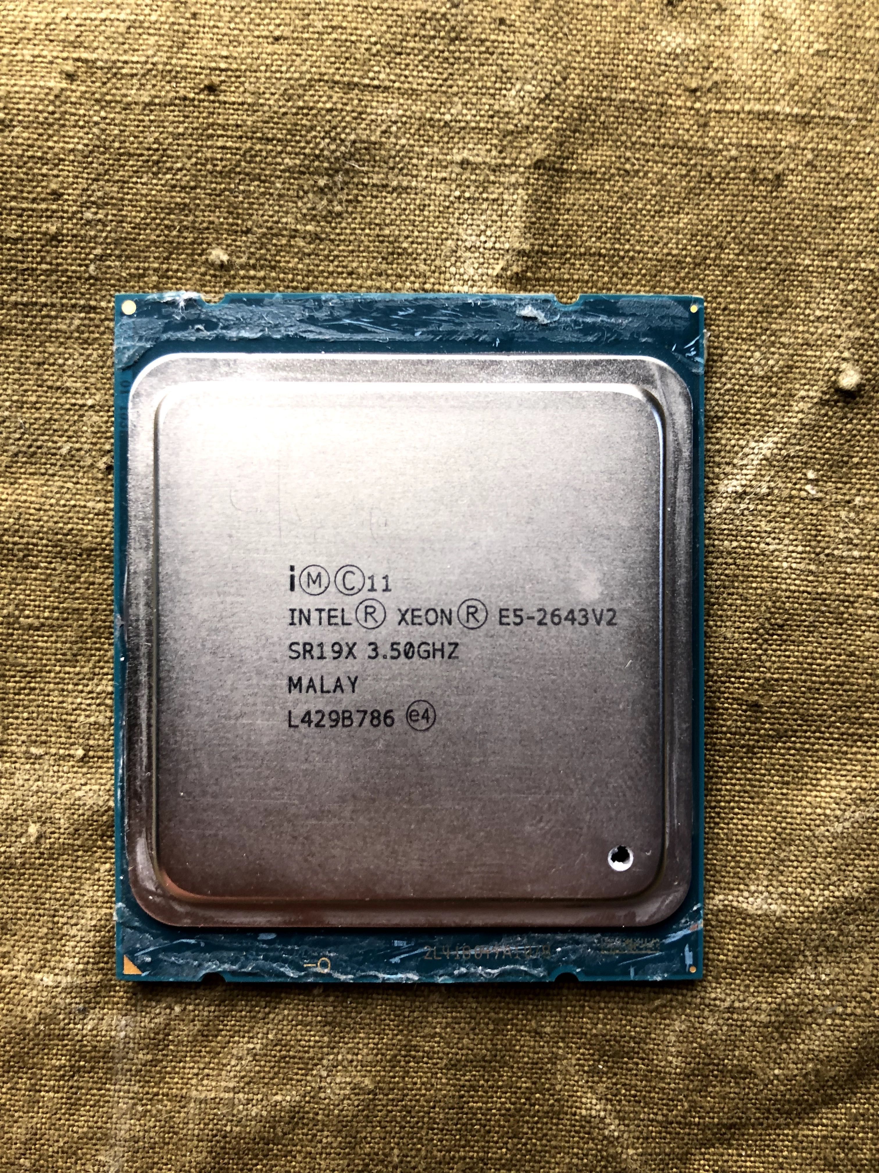 Процесори Intel Xeon E5-2643v2 [3.5 GHz, 6 ядер] LGA2011