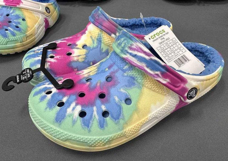 Знижка на Чорну Пятницю Сrocs сабоОригінал 300 грн утеплені тапки