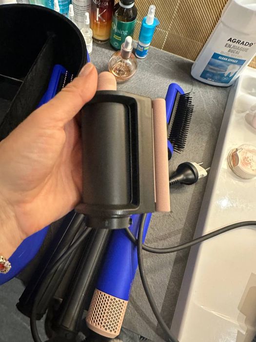 Стайлер Dyson