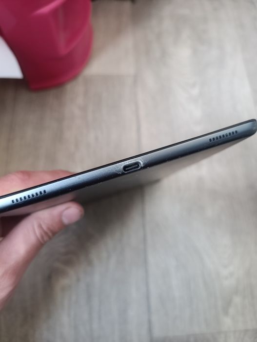 Планшет Samsung tab A T-510 3/64