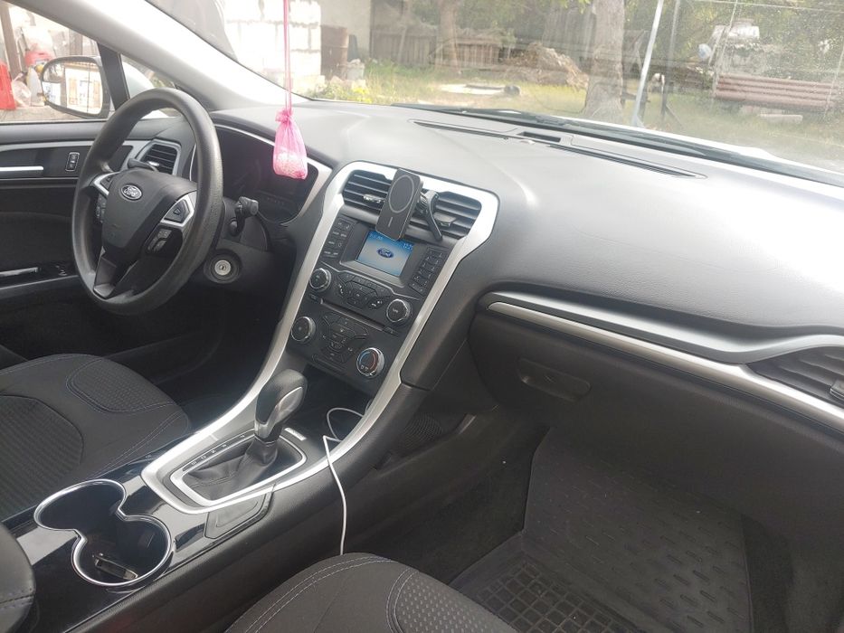 Продам Ford fusion usa