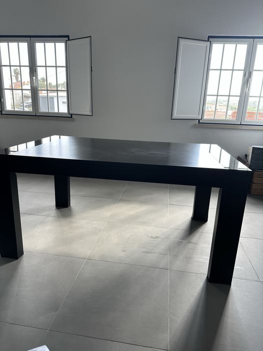 Mesa extensivel de jantar preta
