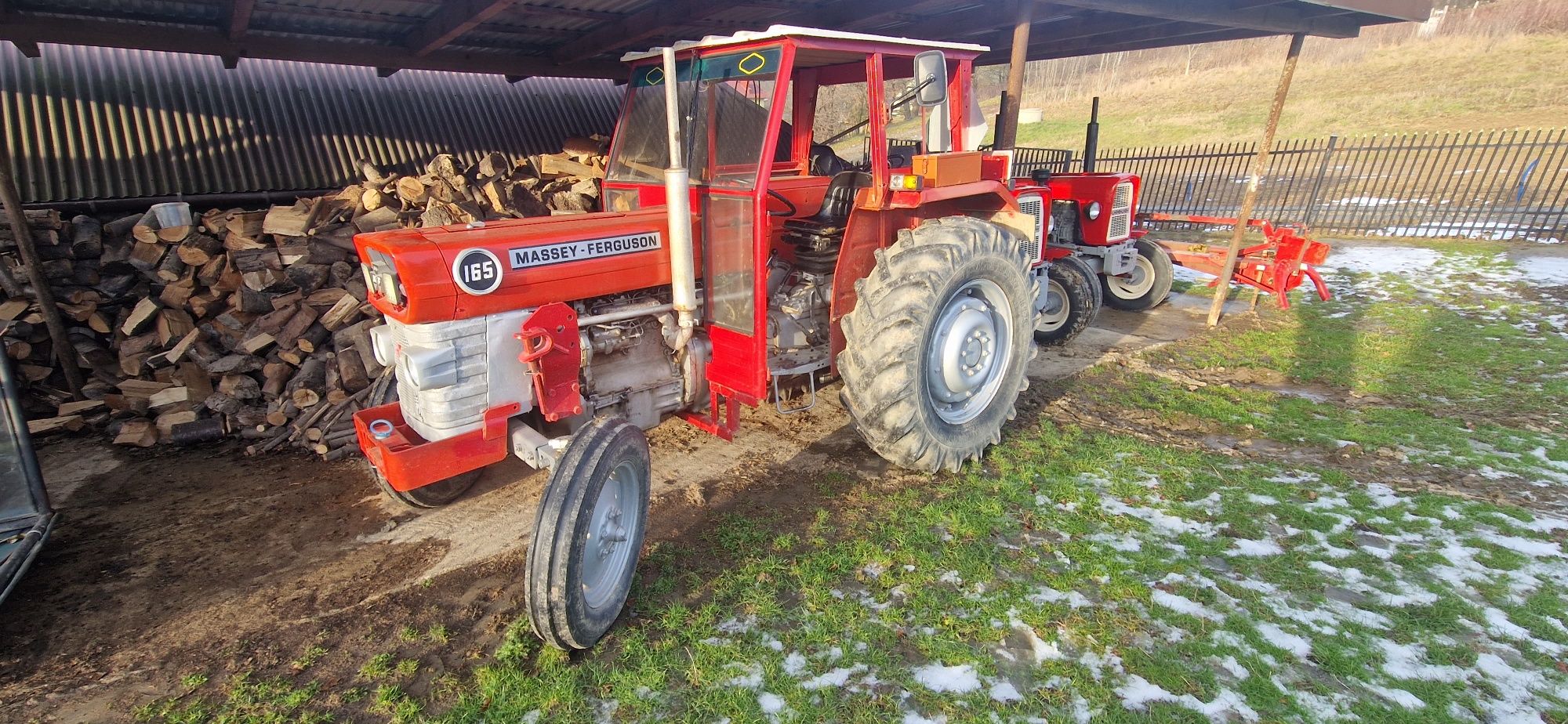 Sprzedam ciagnik massey ferguson 165