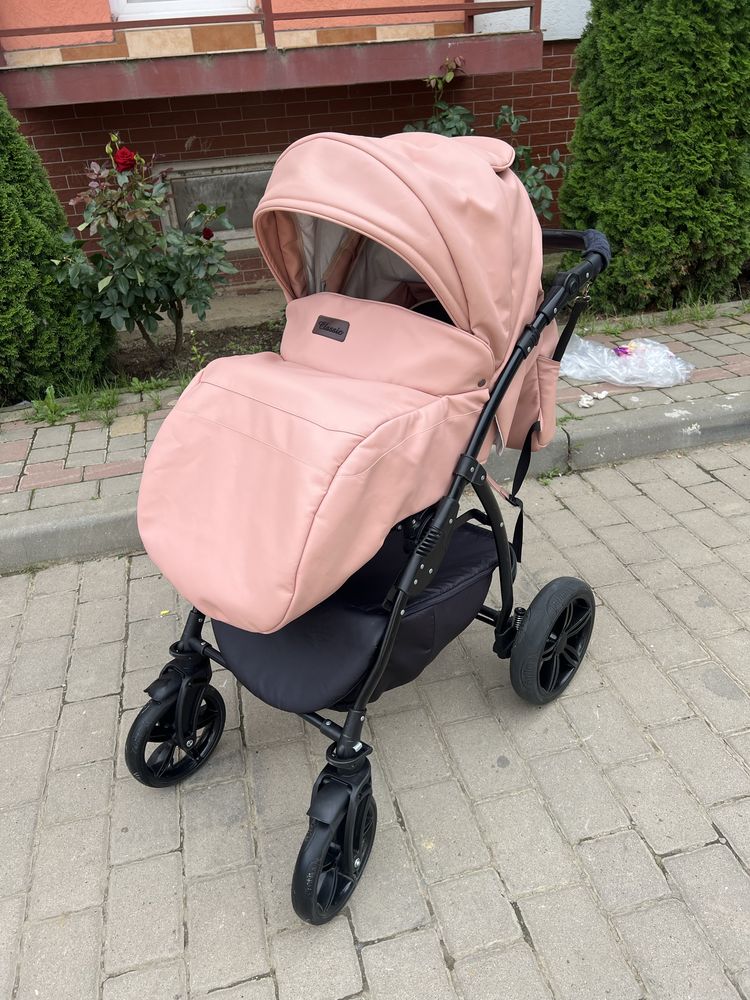 Коляска 2в1 Classic Victoria Gold