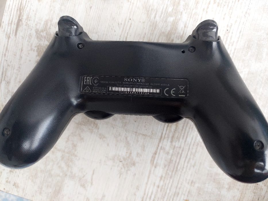Продам Ps 4 Pro друга ревізія