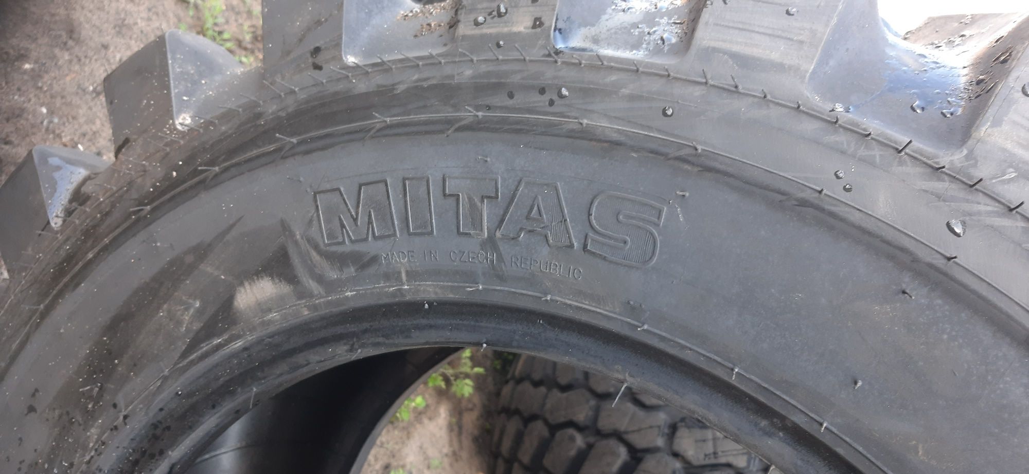 400/70-24 Mitas mpt-04