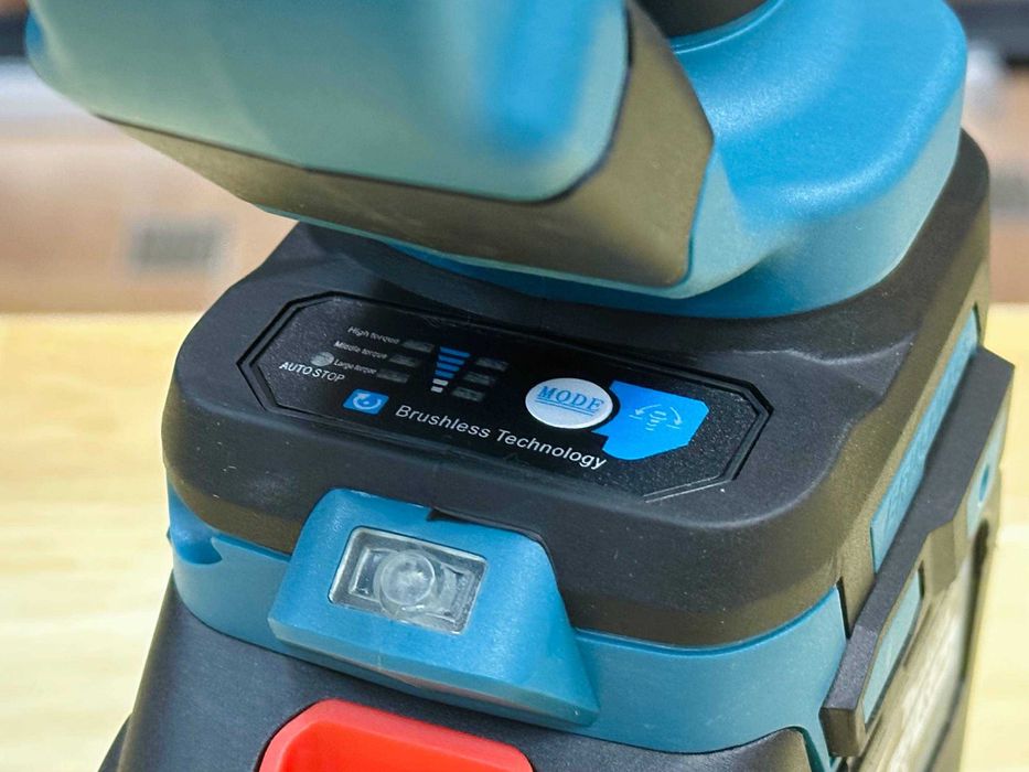 3/4 Гайковерт Makita 3000Nm + 2 Акб 6.0 Ah, Бесщеточный +Зарядка +КЕЙС