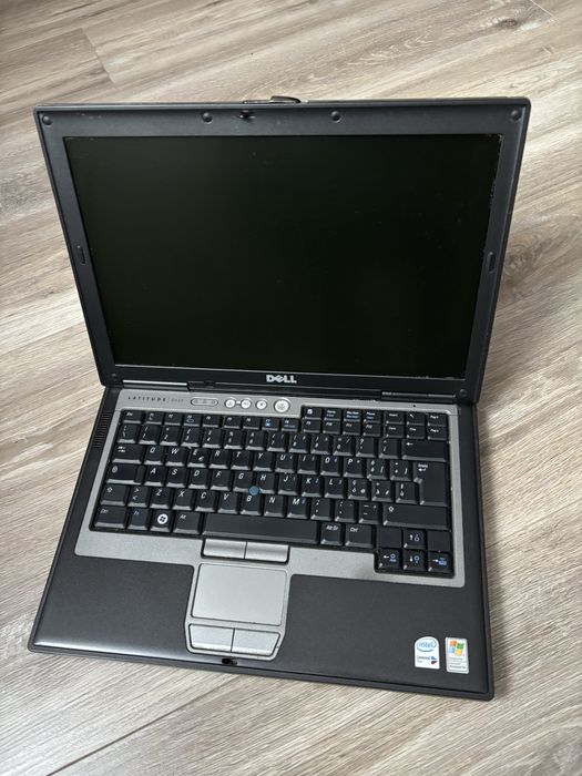 Laptop Dell D620 C2D 1,66Ghz 2GB 60GB Win7 Gotowy do Pracy