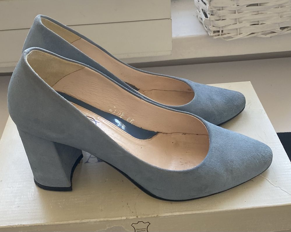 Buty na obcasie czółenka gołębi błękit 37 turkus skóra naturalna