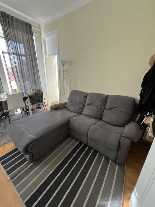 Sofá com chaise longue