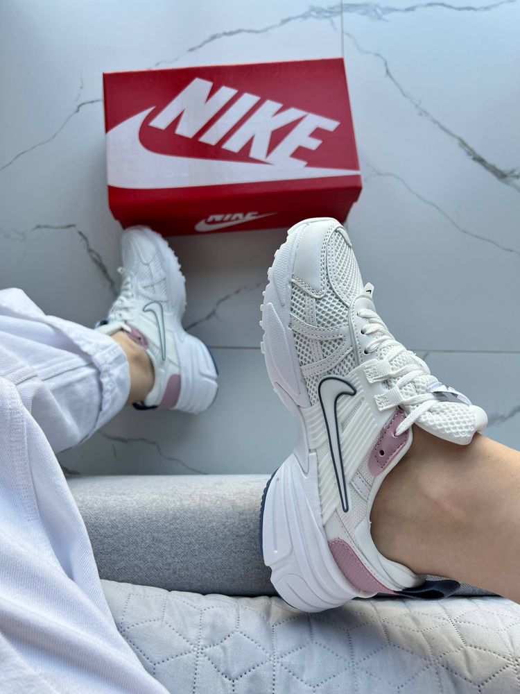 БЕЗ ПЕРЕДОПЛАТ‼️ Легкі спортивні кросівки Nike V2K Run Pink White найк