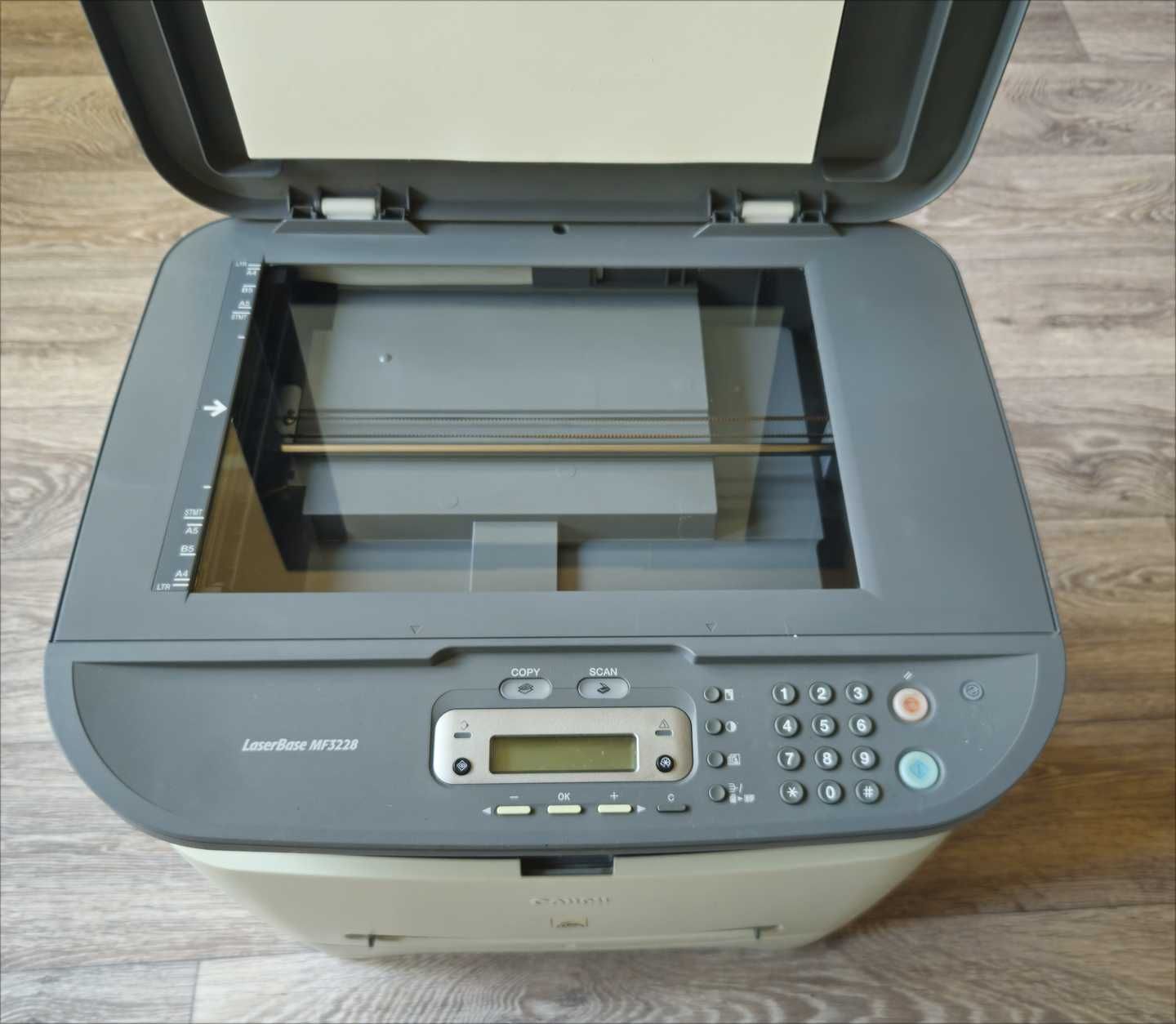 МФУ Canon MF3228