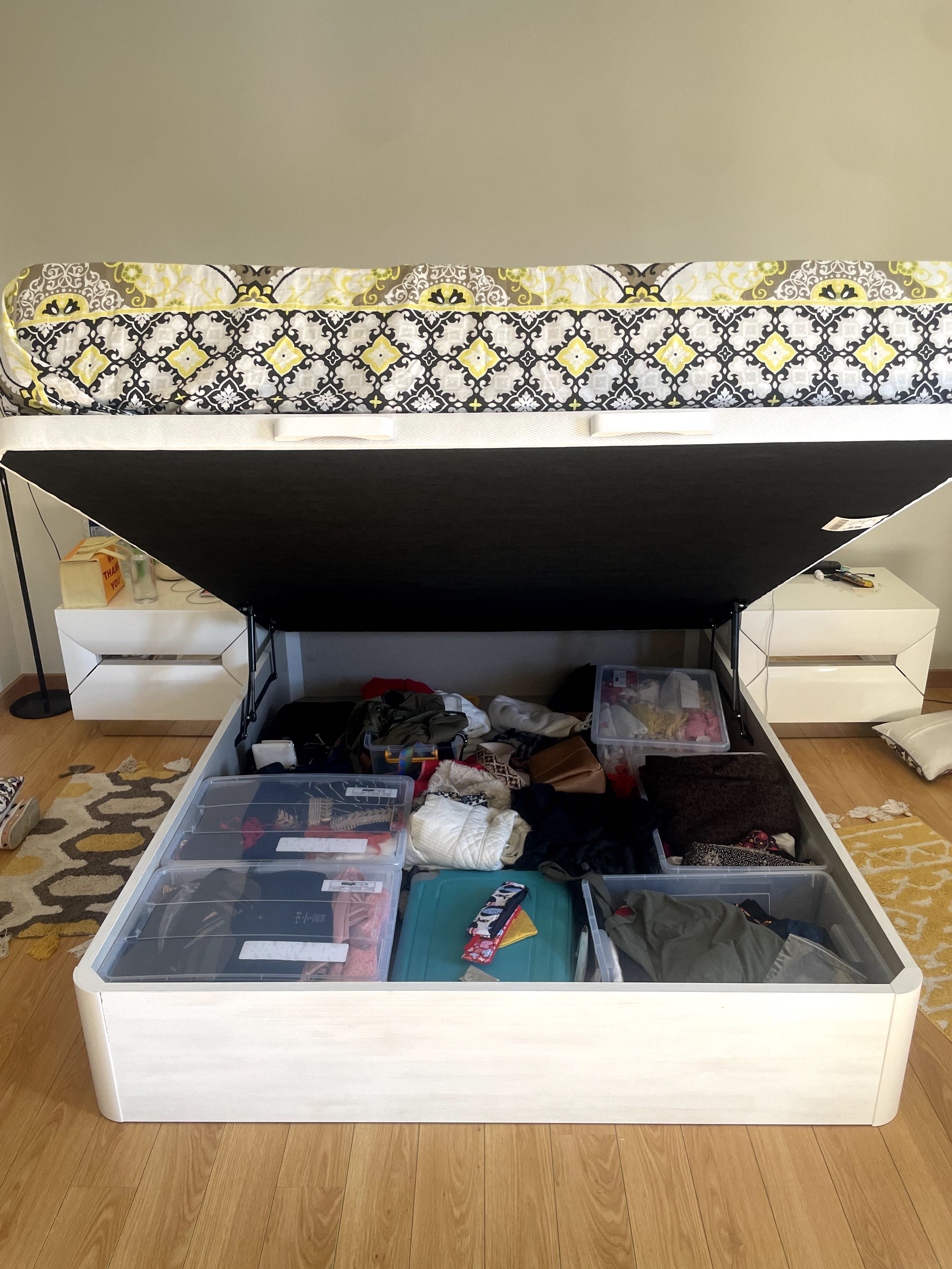 Double bed with mattress
