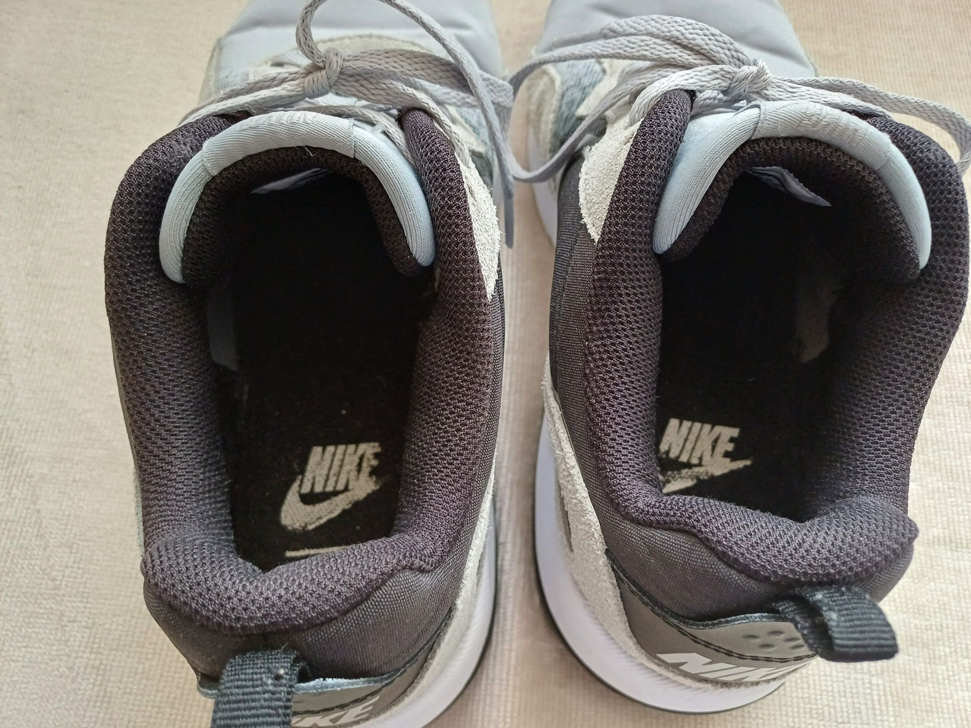 Buty szaro-czarne Nike roz. 42